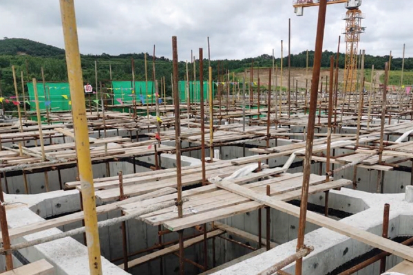 歐西建材為您分享PVC防水卷材滿粘法施工工藝！